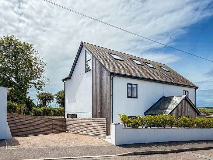 4 Bedroom Semi Detached House For Sale In Praa Sands, Stunning Four Bed Home, TR20