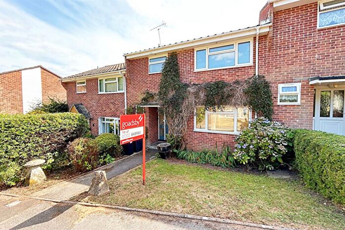 3 Bedroom Terraced House To Rent In Colehill, BH21