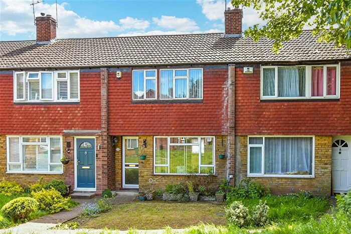 3 Bedroom Terraced House For Sale In Hilary Close, Erith, Kent, DA8