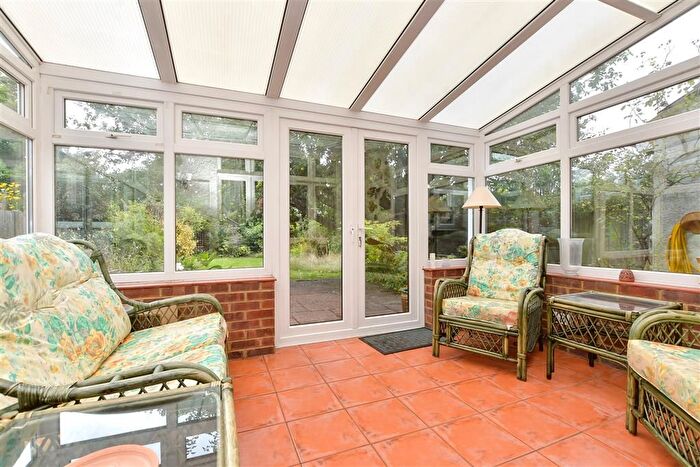 3 Bedroom Detached House For Sale In Highlands Avenue, Leatherhead, Surrey, KT22