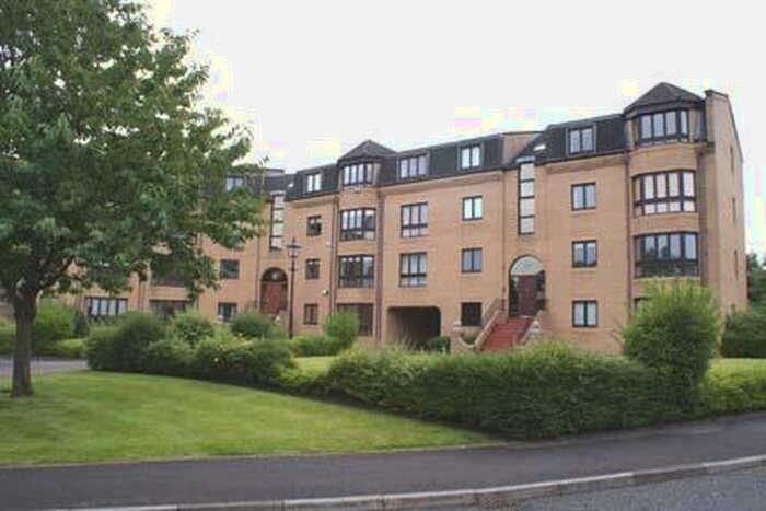 2 Bedroom Flat To Rent In Hughenden Lane, Hyndland, G12
