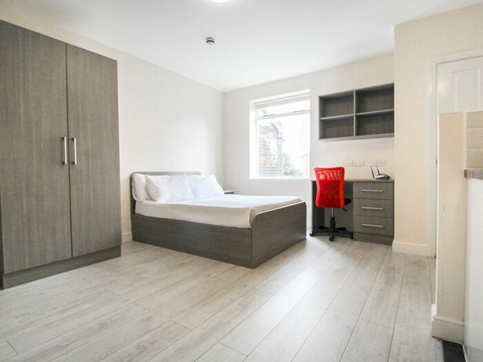 Studio To Rent In Clarendon Road, Leeds, LS2