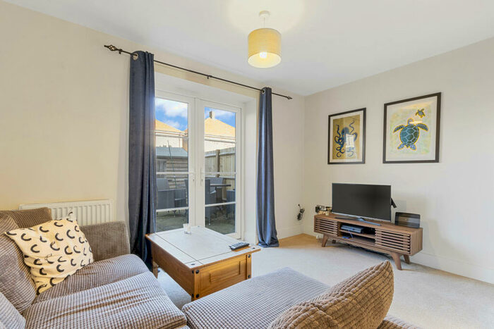 2 Bedroom House For Sale In Pecketts Gate, Chichester, West Sussex, PO19