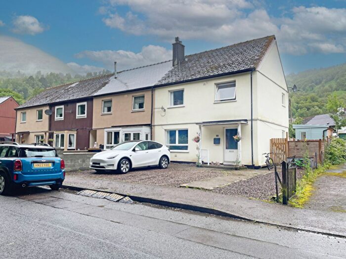 4 Bedroom End Of Terrace House For Sale In Wades Road, Kinlochleven, PH50
