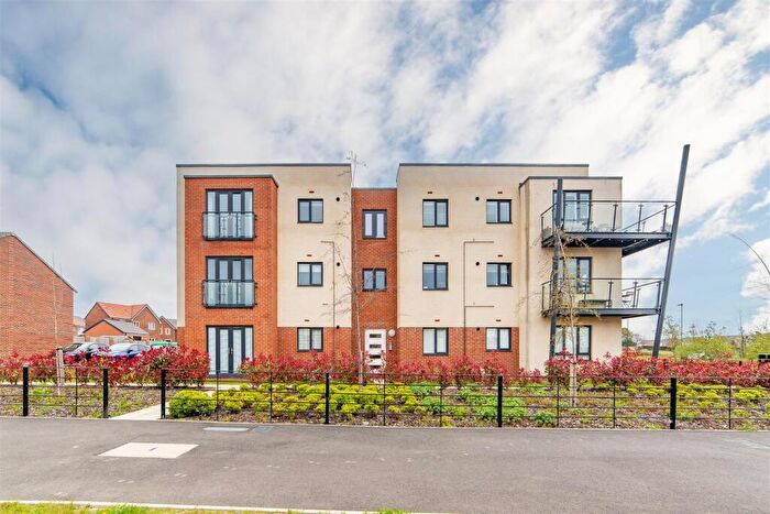 2 Bedroom Apartment For Sale In Daisy Field Way, Great Park, NE13