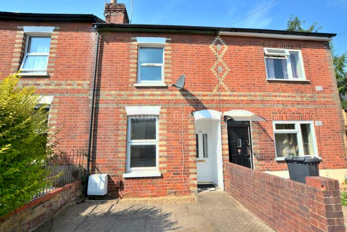 6 Bedroom Terraced House To Rent In Donnington Gardens, Reading, RG1