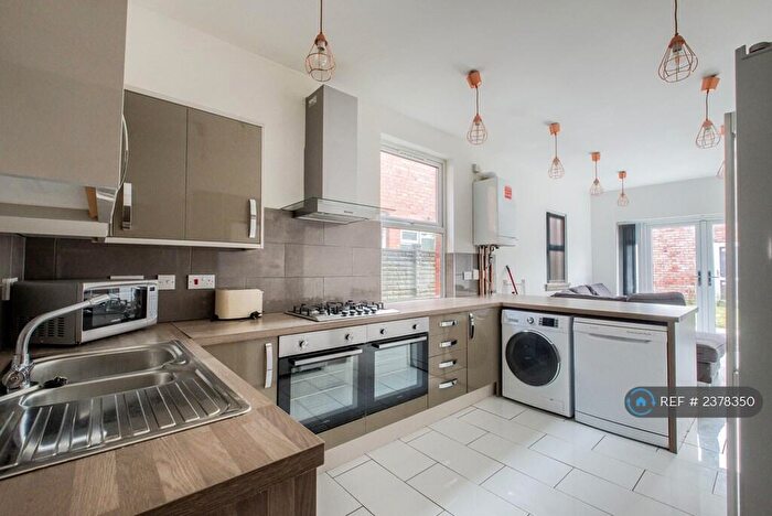 8 Bedroom Terraced House To Rent In Grantham Street, Coventry, CV2