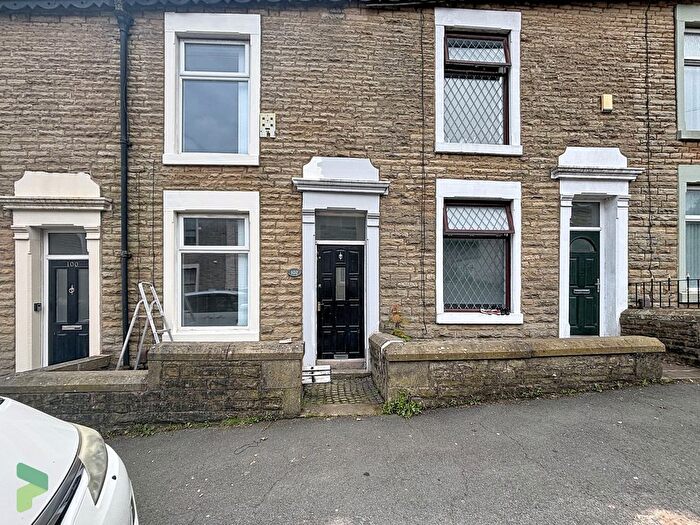 3 Bedroom Terraced House To Rent In Lynwood Avenue, Darwen, BB3