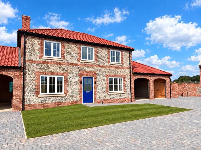 4 Bedroom Semi Detached House For Sale In Church Street, Ashley, Newmarket, Cambridgeshire, CB8