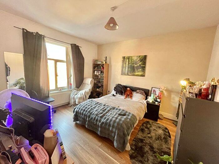 Property To Rent In Spring Gardens, Salford, M6