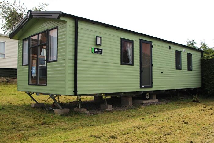 2 Bedroom Mobile/park Home For Sale In Kings Meaburn, Penrith, CA10