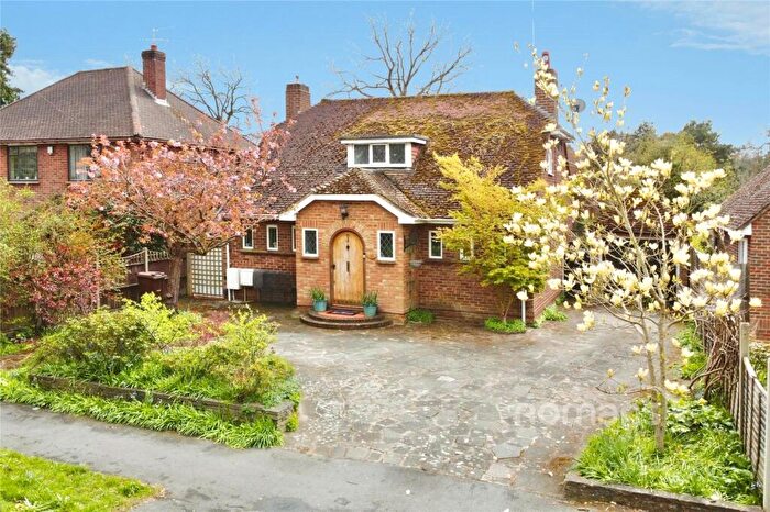 4 Bedroom Detached House For Sale In Boundary Road, Farnborough, Hampshire, GU14