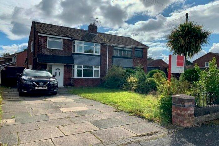 3 Bedroom Property To Rent In Hillside Grove, Warrington, WA5