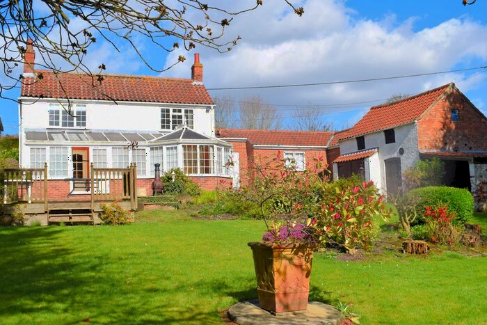 4 Bedroom Cottage For Sale In Clixby Lane, Grasby, DN38