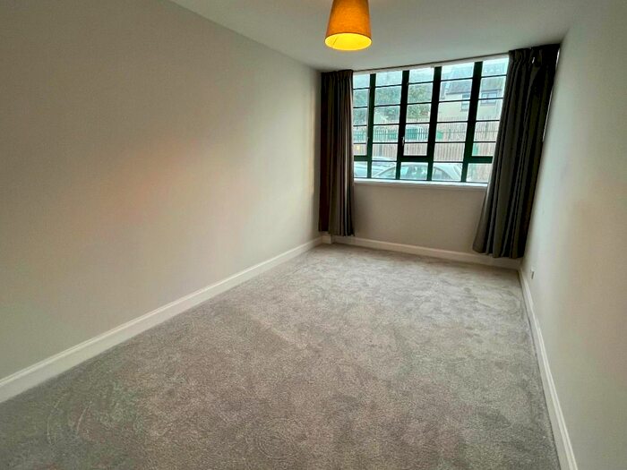 2 Bedroom Flat To Rent In Bonnington Road, Bonnington, Edinburgh, EH6