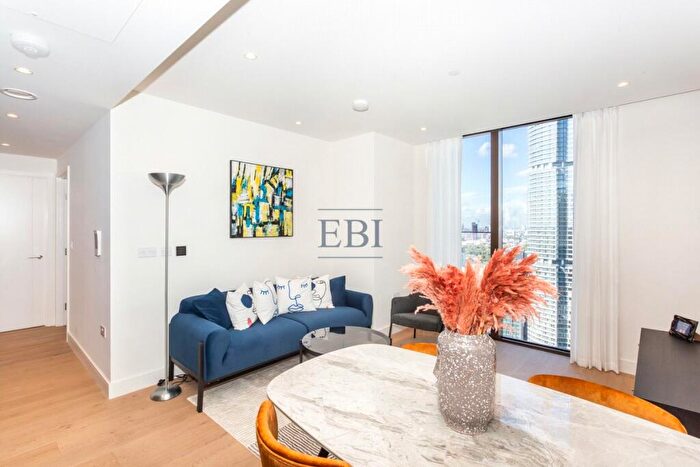 1 Bedroom Apartment To Rent In Harcourt Tower, Marsh Wall, Canary Wharf, E14