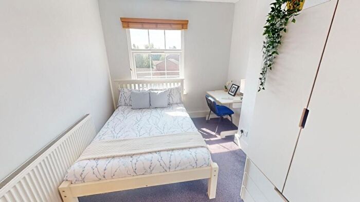 6 Bedroom Semi-Detached House To Rent In Mansfield Road, Nottingham, NG1