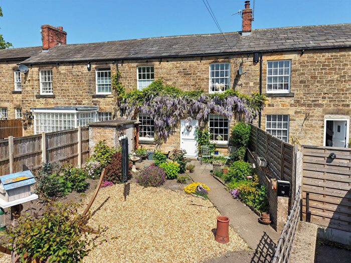 2 Bedroom Terraced House For Sale In Church Street North, Old Whittington, S41
