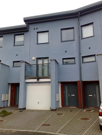 4 Bedroom Town House To Rent In St. Christophers Court, Swansea, SA1