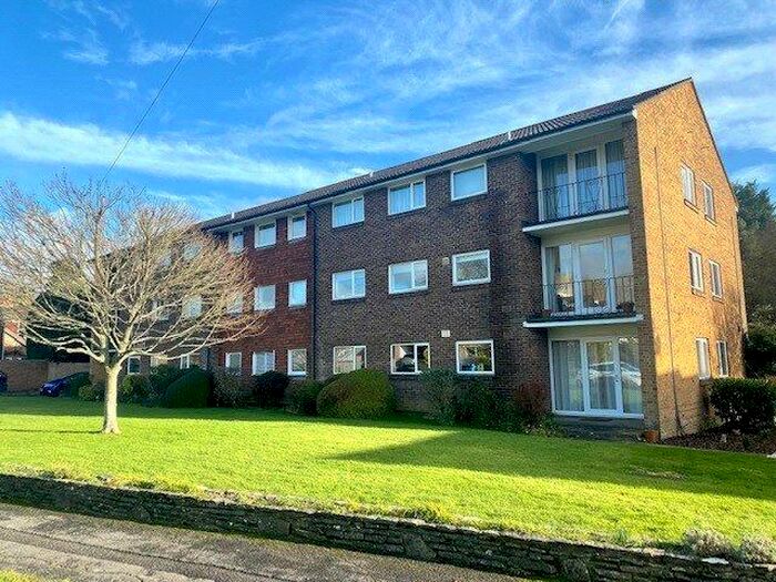 2 Bedroom Apartment To Rent In Kingsway Court, Chandler's Ford, Eastleigh, Hampshire, SO53