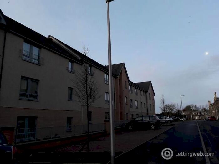2 Bedroom Flat To Rent In Elliot Street, Dunfermline, KY11