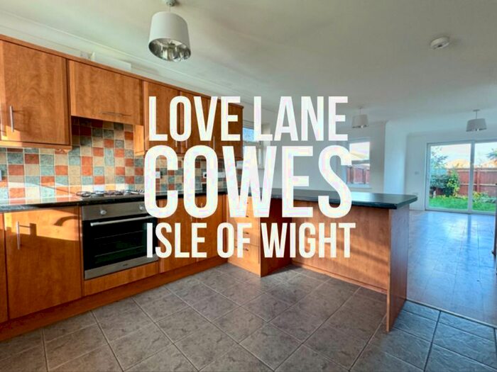 3 Bedroom Semi-Detached House To Rent In Love Lane, Cowes, PO31