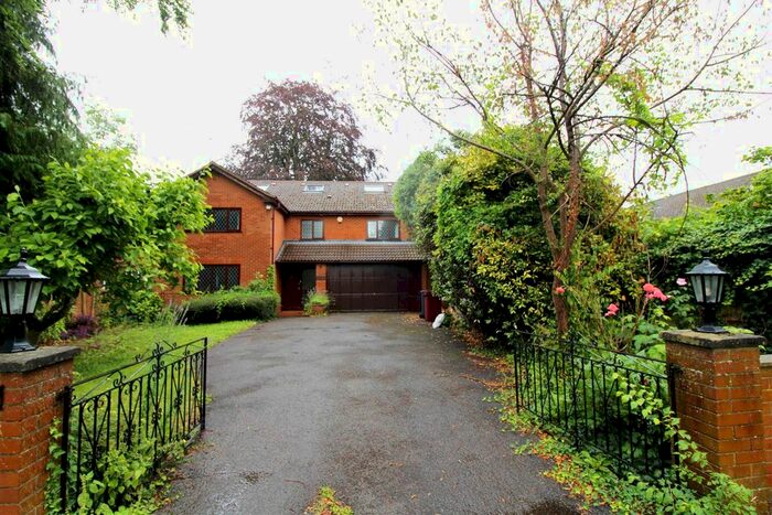 5 Bedroom Detached House To Rent In St. Peters Avenue, Caversham, Reading, RG4