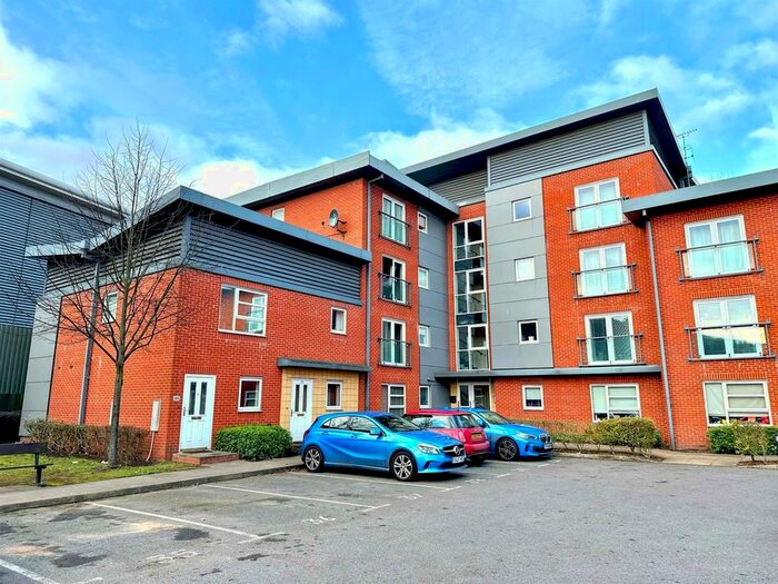 2 Bedroom Flat To Rent In The Hub, Stone Street, Oldbury, B69
