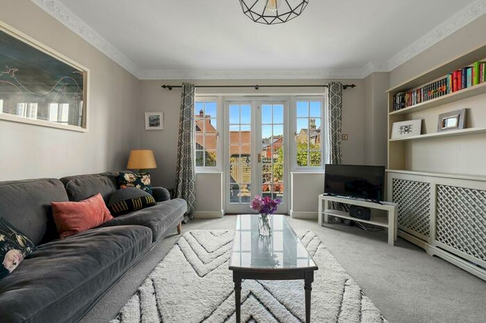 3 Bedroom Property To Rent In West Road, Saffron Walden, Essex, CB11