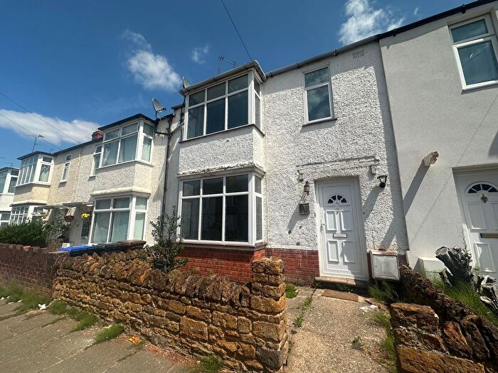 3 Bedroom Property To Rent In Beech Avenue, Northampton, NN3