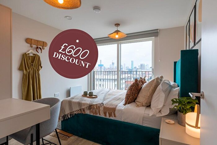 2 Bedroom Flat To Rent In Flat, Hairpin House, Bradford Street, Birmingham, B12