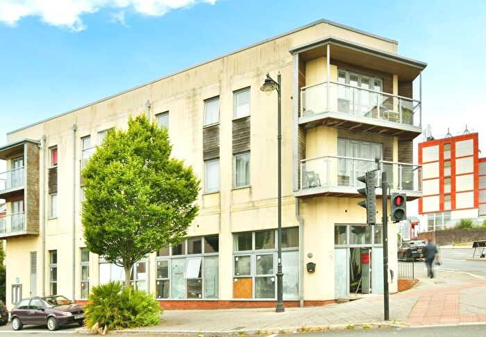 2 Bedroom Flat For Sale In Park Avenue, Plymouth, PL1