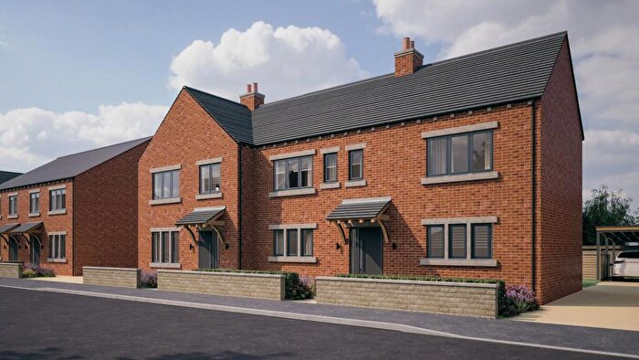 4 Bedroom Detached House For Sale In Dreslintone Close, BD11