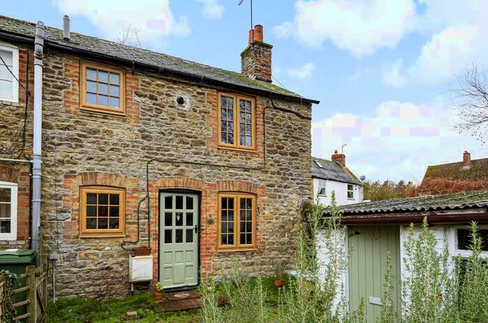 1 Bedroom End Of Terrace House To Rent In Lechlade Road, Faringdon, Oxfordshire, SN7