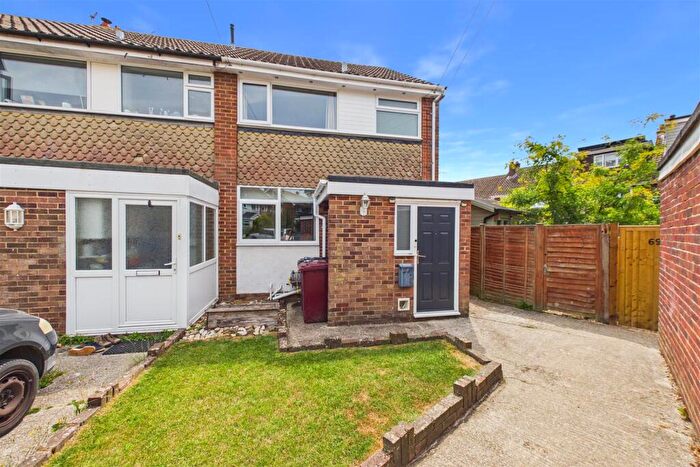 2 Bedroom End Of Terrace House For Sale In High Trees, Hunston, Chichester, PO20