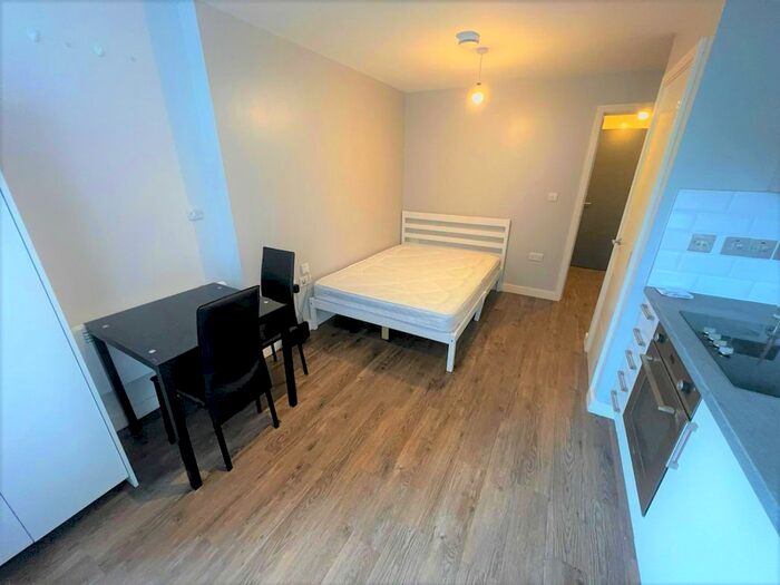 Studio To Rent In Kings Oak House Junction Road, Harrow, HA1