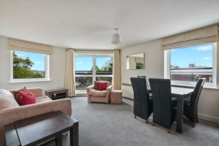1 Bedroom Flat To Rent In Cline Road, London, N11