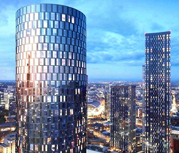 2 Bedroom Apartment To Rent In Thr, Silvercroft Street, Manchester, M15