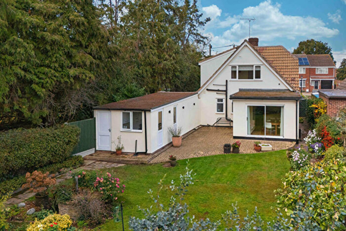 3 Bedroom Detached House For Sale In Heath Road, Ramsden Heath, CM11