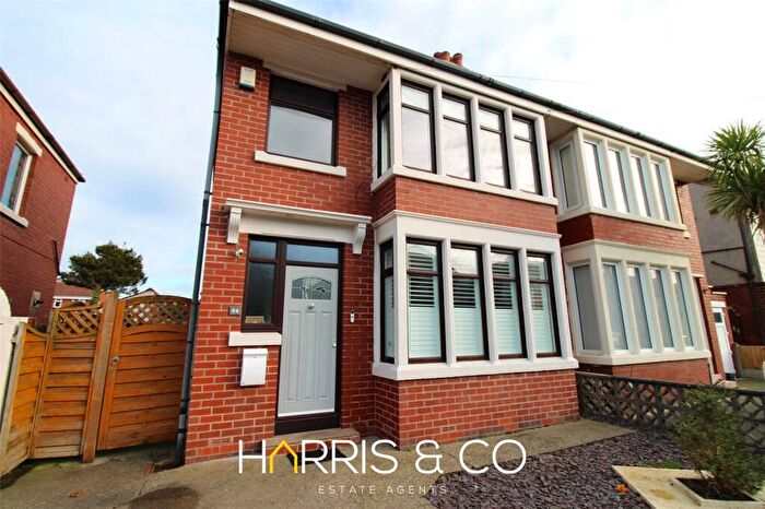 3 Bedroom Semi Detached House For Sale In Mersey Road, Fleetwood, Lancashire, FY7