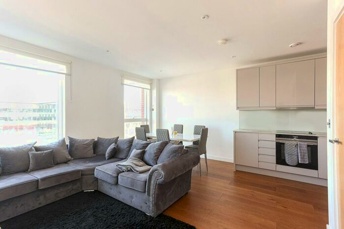 1 Bedroom Apartment For Sale In Lismore Boulevard, Colindale Gardens, Colindale, NW9