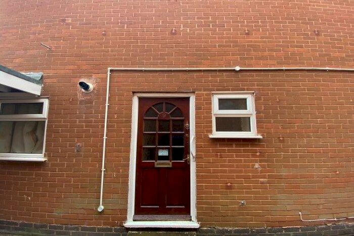 3 Bedroom Property To Rent In Bayston Avenue, Wolverhampton, WV3