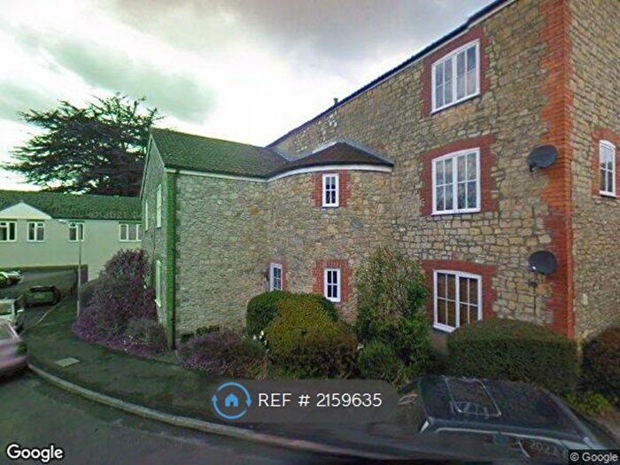 2 Bedroom Terraced House To Rent In Vineys Yard, Bruton, BA10