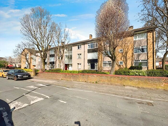 2 Bedroom Apartment For Sale In Slim Road, Liverpool, Merseyside, L36