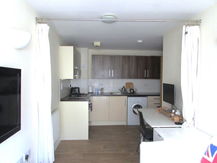 1 Bedroom Flat To Rent In Birchfield, Palmerston Road, Harrow Wealdstone, HA3