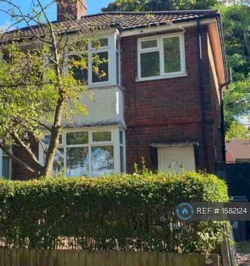 3 Bedroom Semi-Detached House To Rent In Stockfield Road, Acocks Green, Birmingham, B27