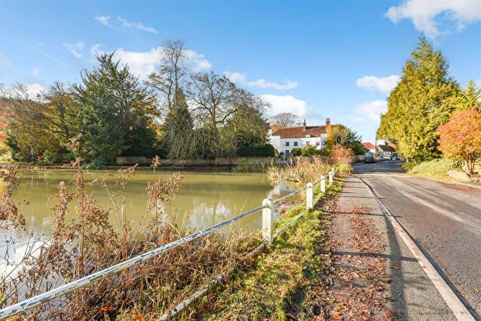 3 Bedroom Bungalow To Rent In High Street, Buriton, Petersfield, GU31