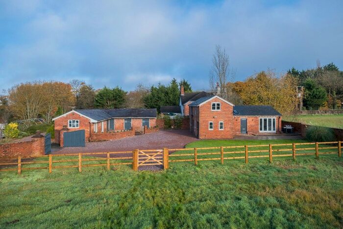 3 Bedroom Barn Conversion For Sale In Rode Street, Tarporley, CW6