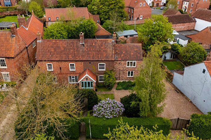 4 Bedroom Detached House For Sale In Main Road, Long Bennington, Newark, NG23