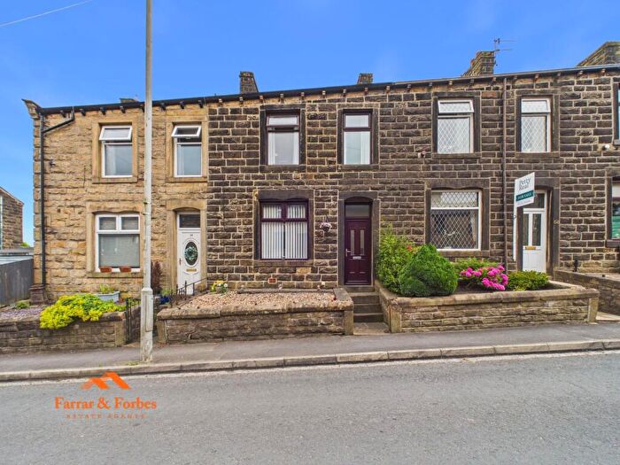 3 Bedroom Terraced House For Sale In Church Street, Trawden, BB8